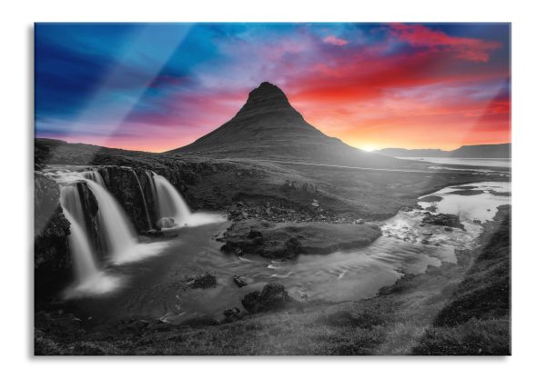 Kirkjufell Vulkan im Sonnenuntergang B&W Detail, Glasbild Online